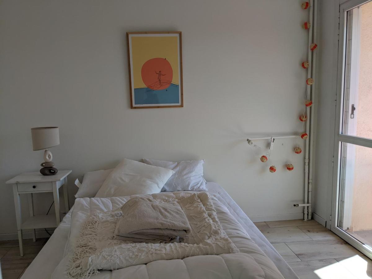 Superbe T2 Proche Des Plages Et Des Commerces Hyères Zewnętrze zdjęcie
